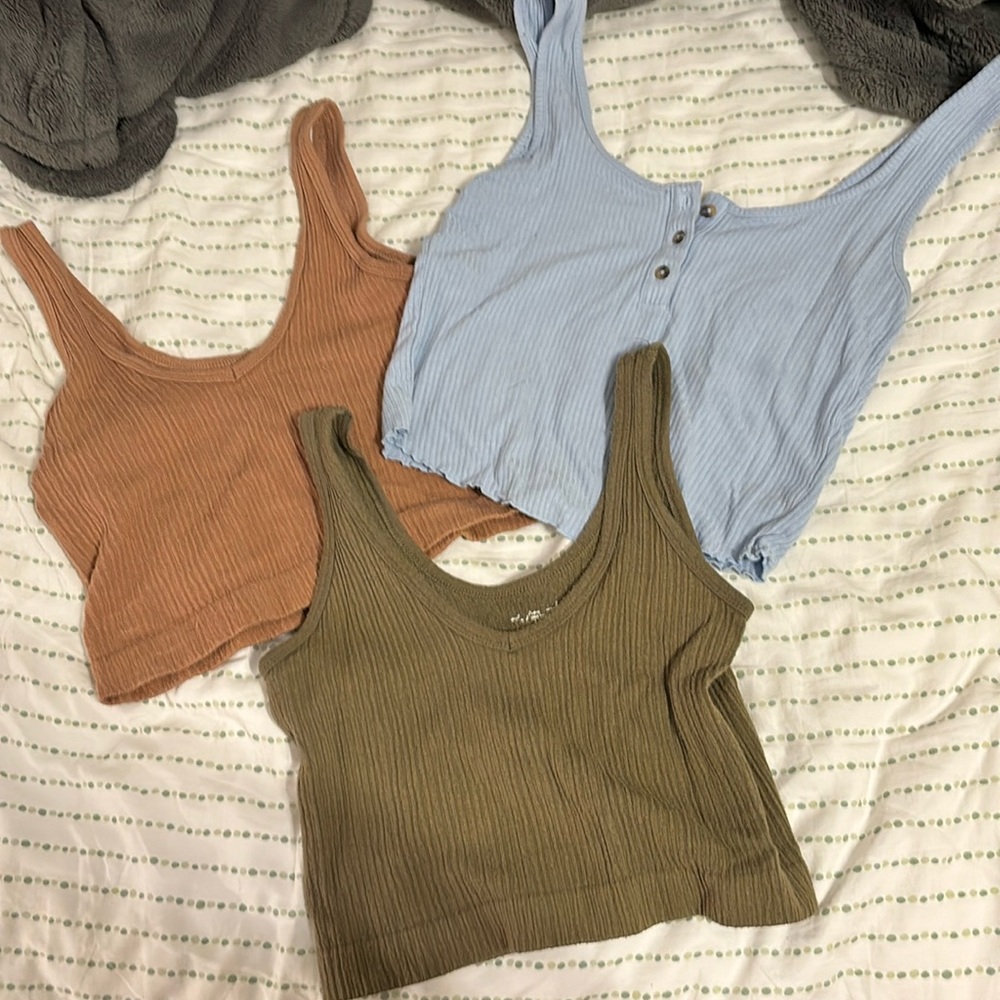 TANK TOPS